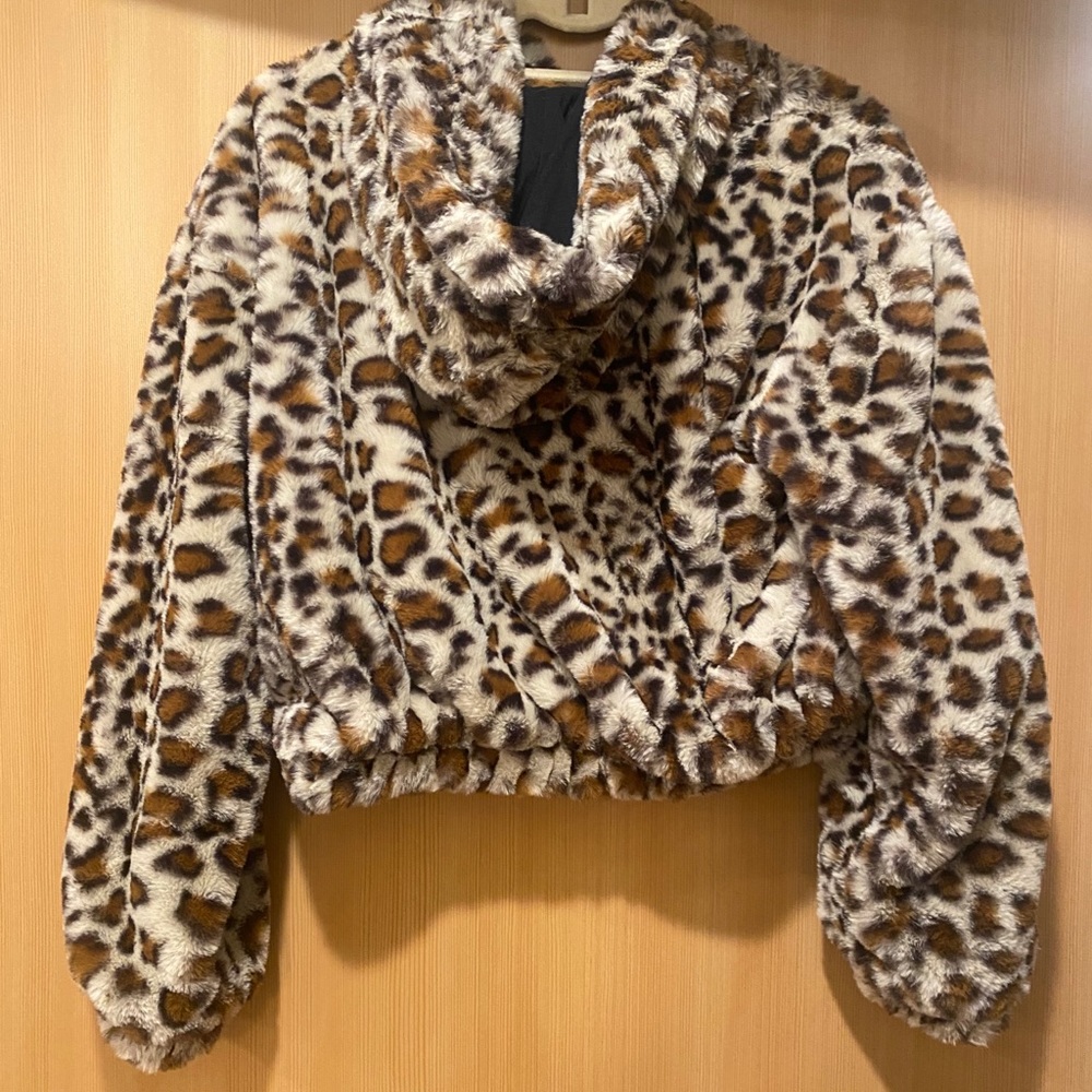 Leopard jacket - Picture 4 of 5